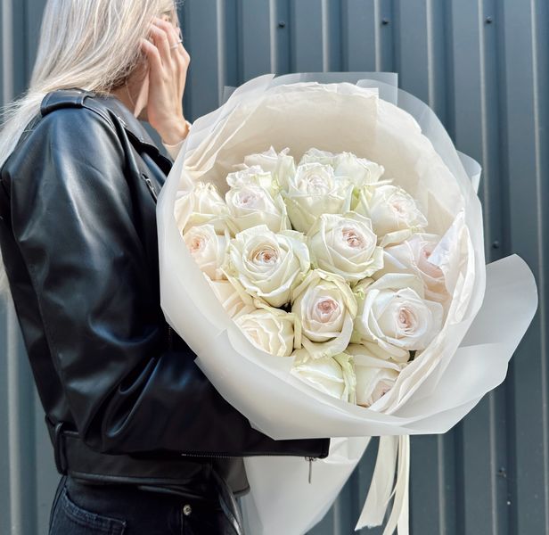Ароматні та неперевершені троянди Вайт Охара 00001213 фото
